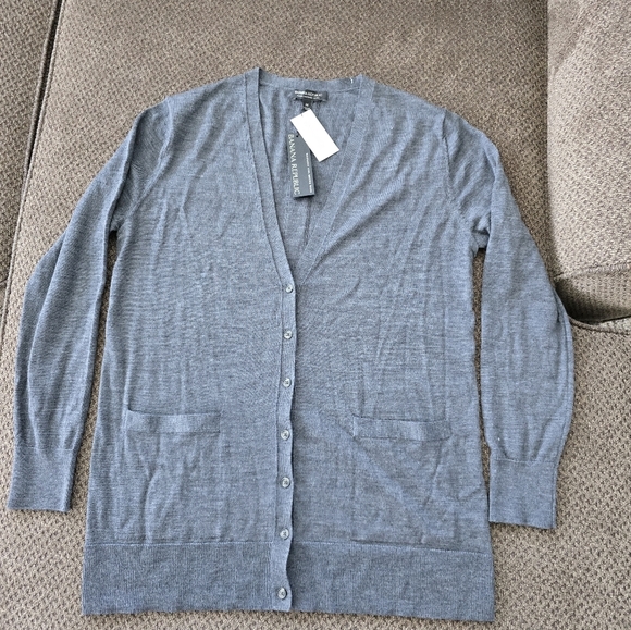 Banana Republic Merino Wool Sweater Cardigan Men Sz M Gray Long Sleeve ButtonUp - Picture 2 of 12